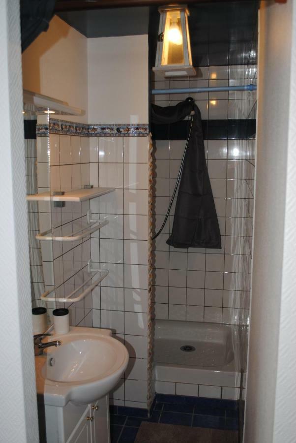 Gite Le Desire Villa Tanis Bagian luar foto