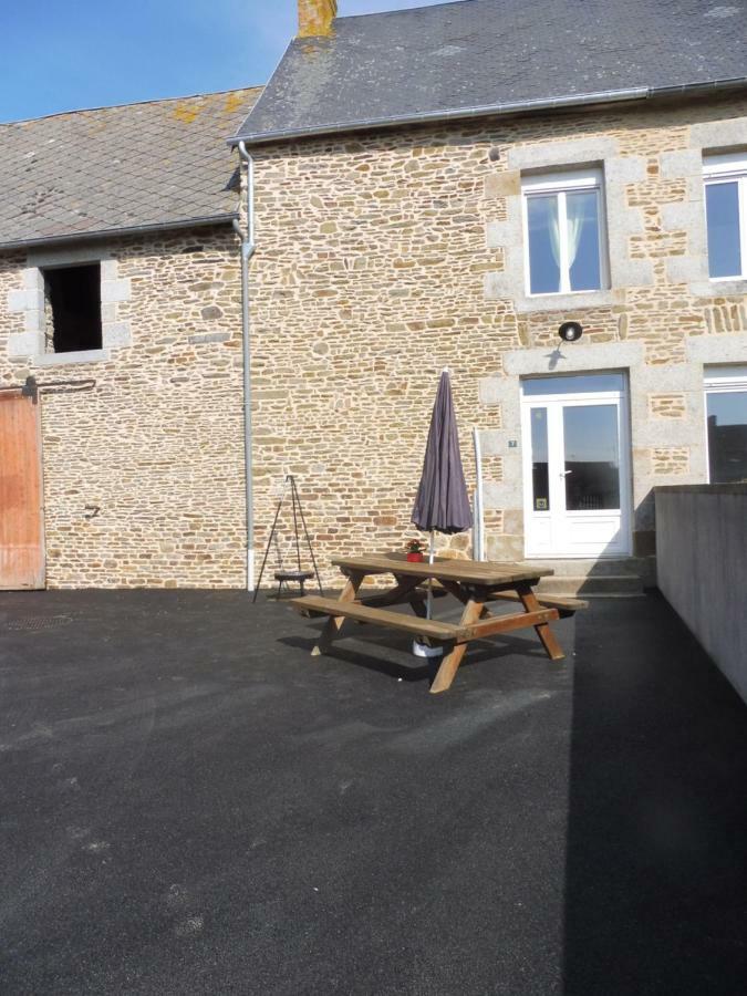Gite Le Desire Villa Tanis Bagian luar foto
