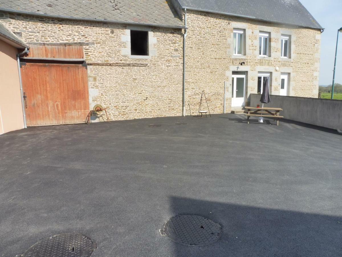 Gite Le Desire Villa Tanis Bagian luar foto